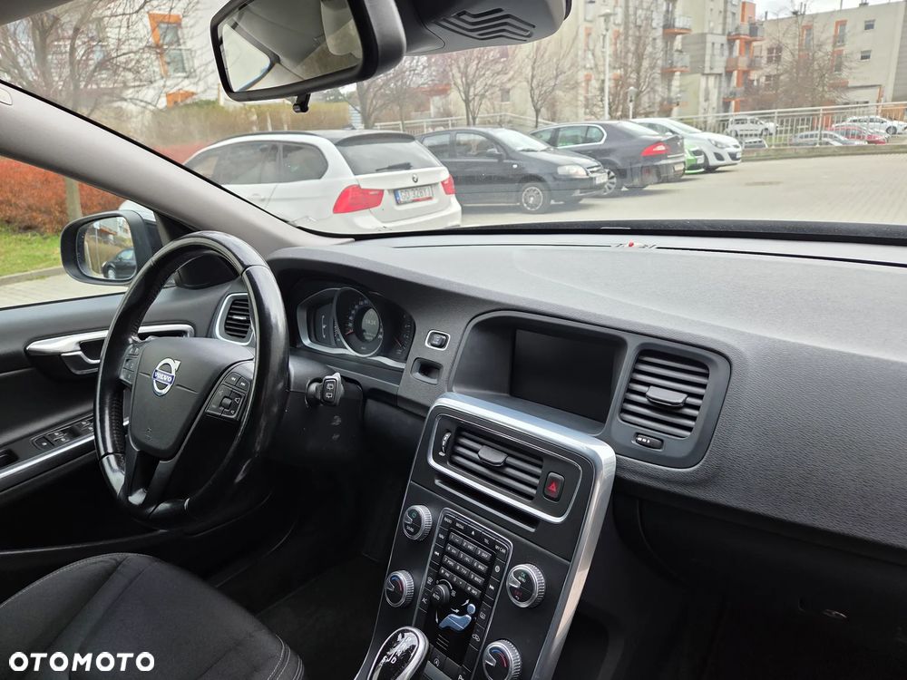 Volvo V60 D2 Kinetic - 12