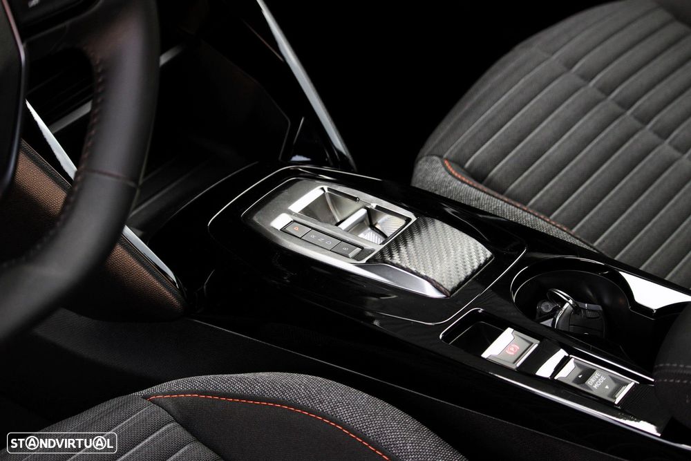 Peugeot e-2008 50 kWh Active Pack - 13