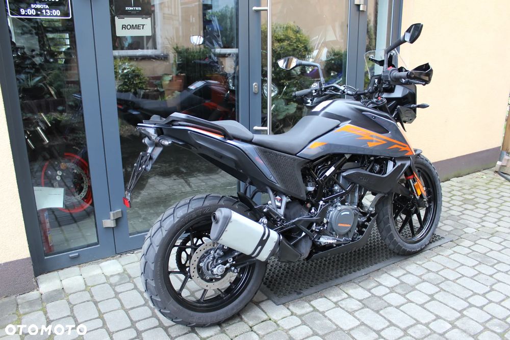 KTM Adventure - 6