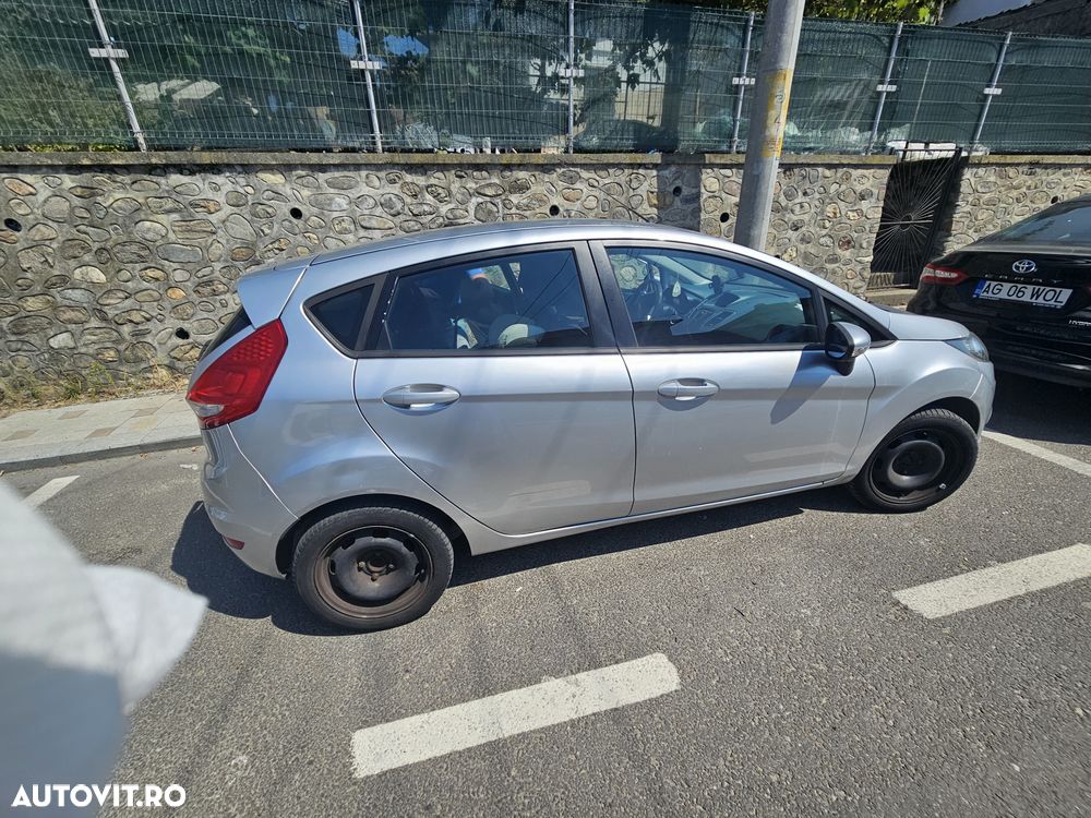 Ford Fiesta - 8