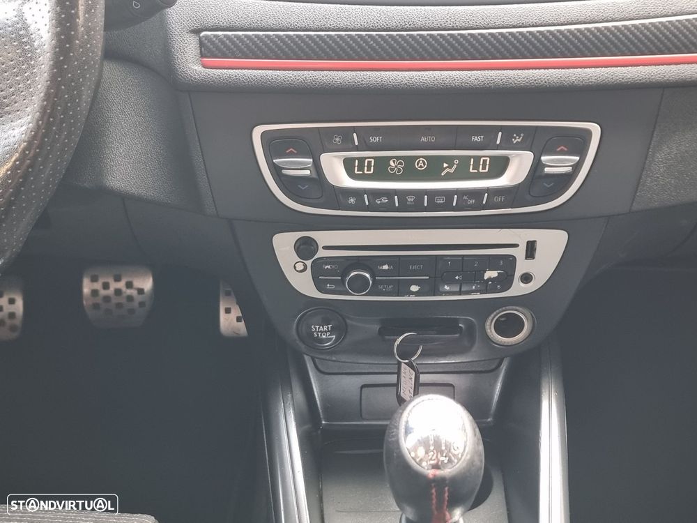 Renault Mégane Sport Tourer 1.5 dCi GT Line SS - 9