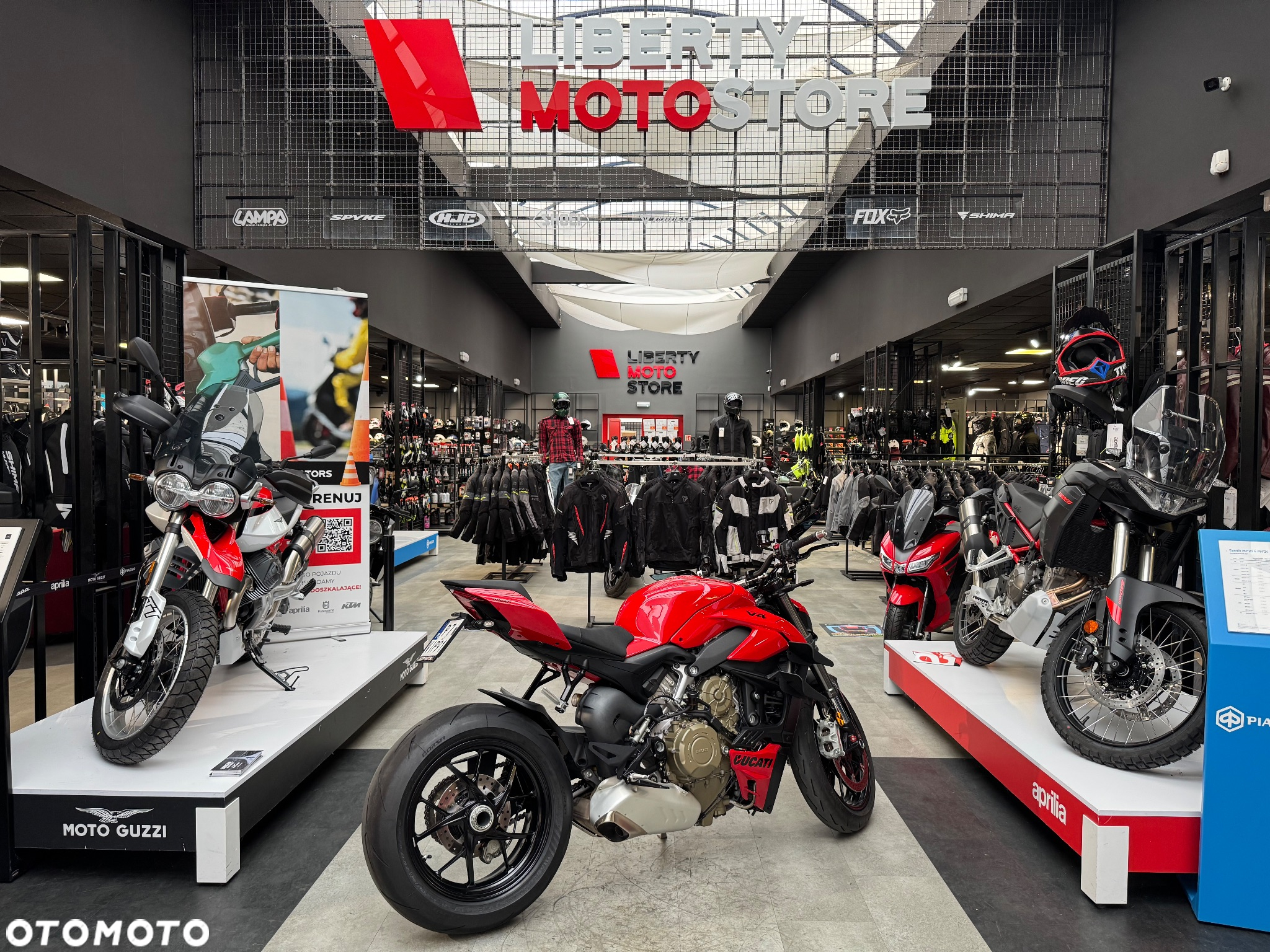 Ducati Streetfighter V4 - 4