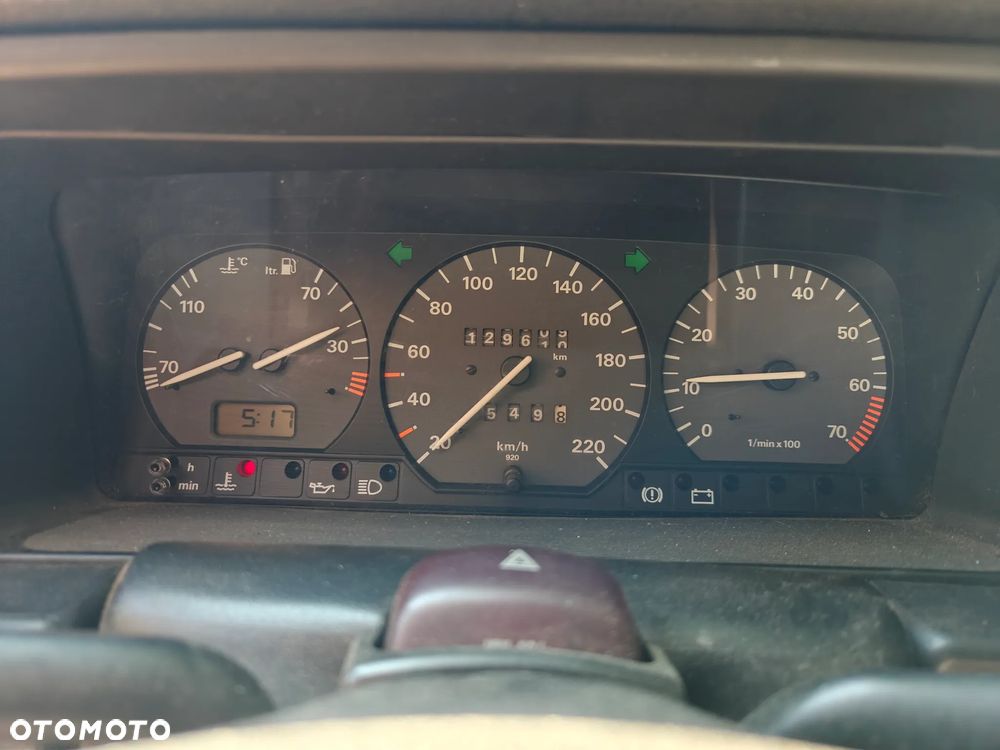 Volkswagen Passat - 12