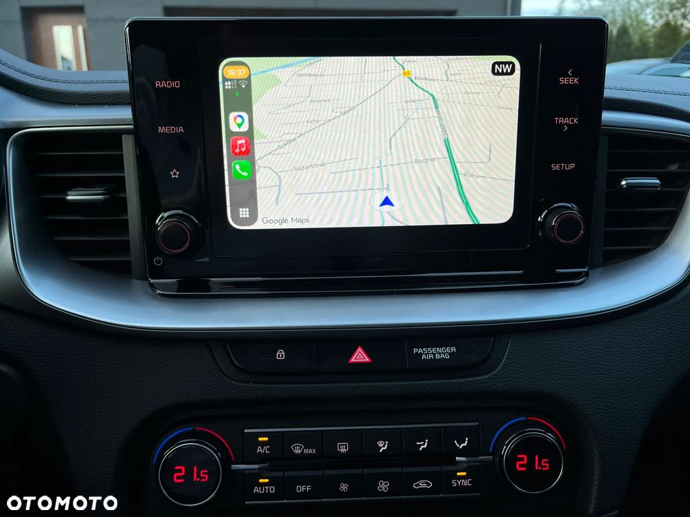 Kia Ceed 1.6 CRDi mHEV M - 14