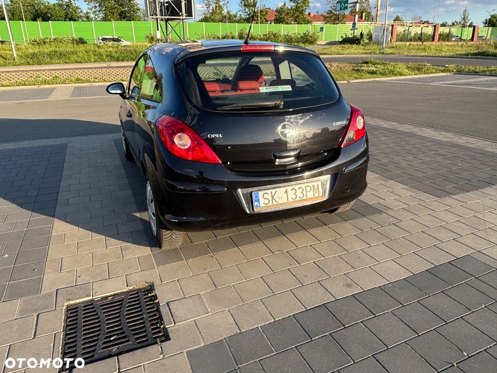 Opel Corsa 1.4 16V Cosmo - 4