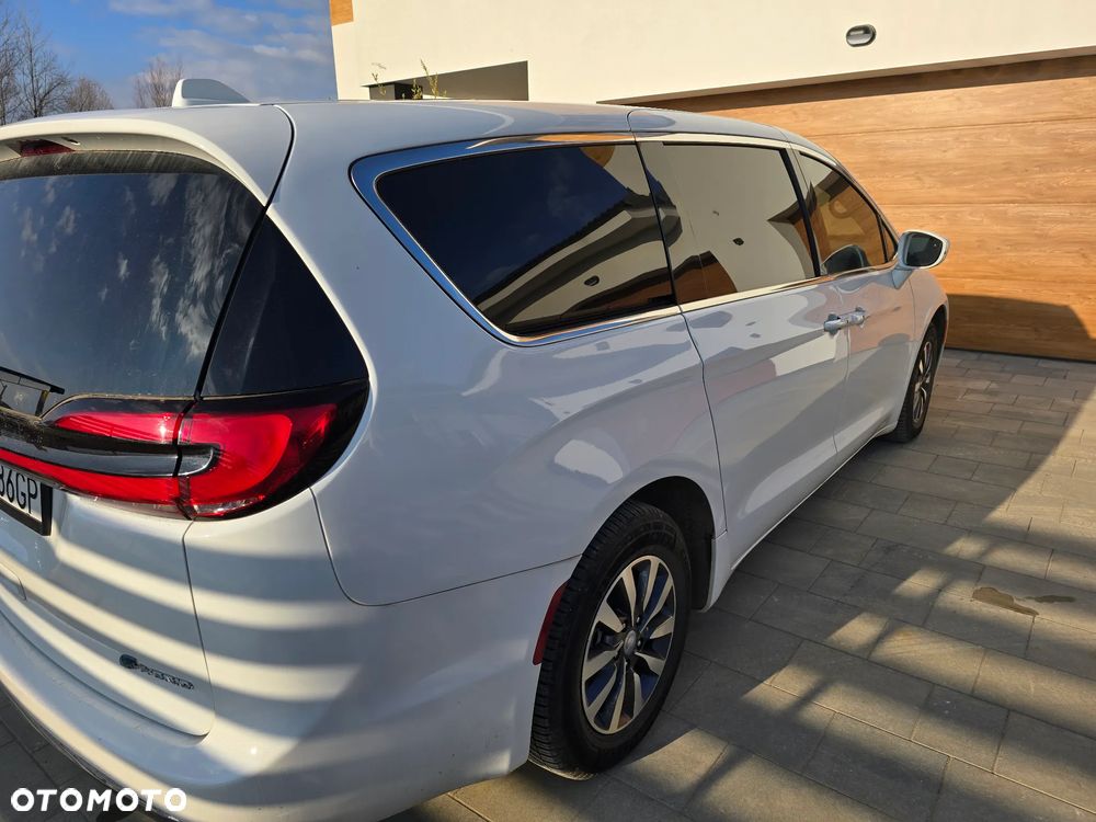 Chrysler Pacifica - 7