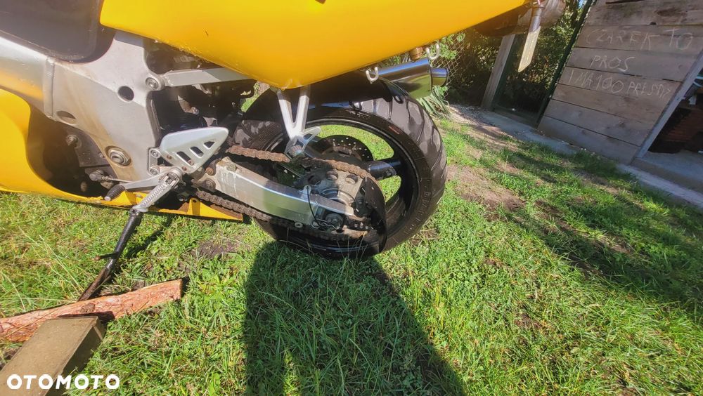 Suzuki GSX - 7