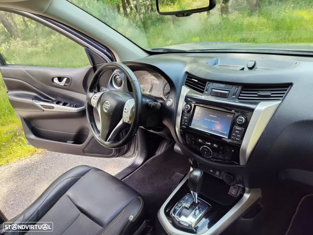 Nissan Navara 2.3 dCi CD 4WD Tekna Auto - 21
