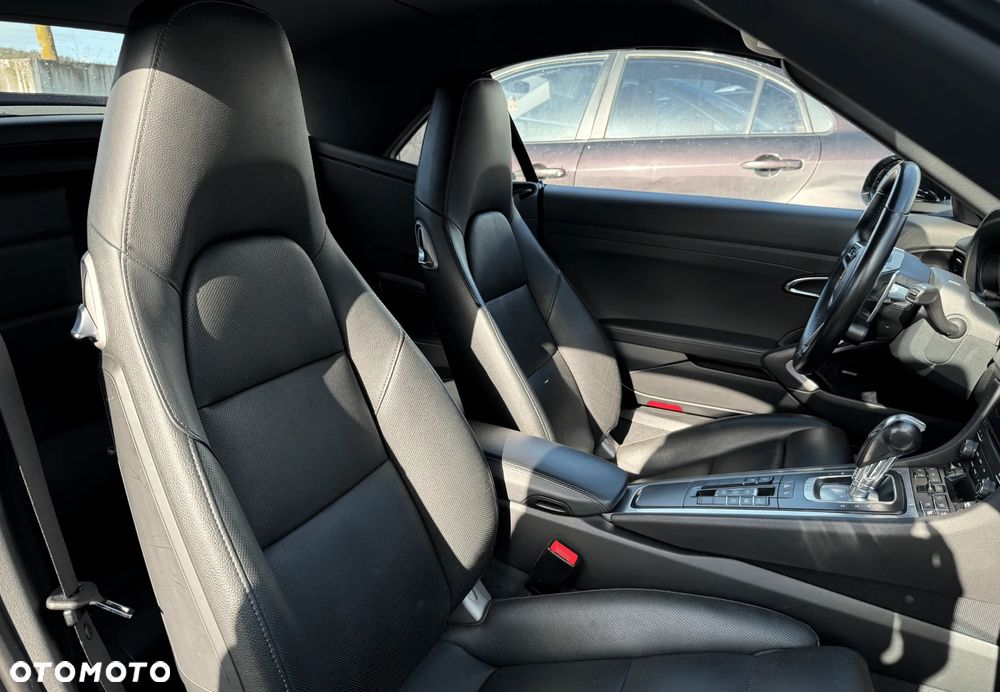 Porsche 911 Carrera S PDK - 17