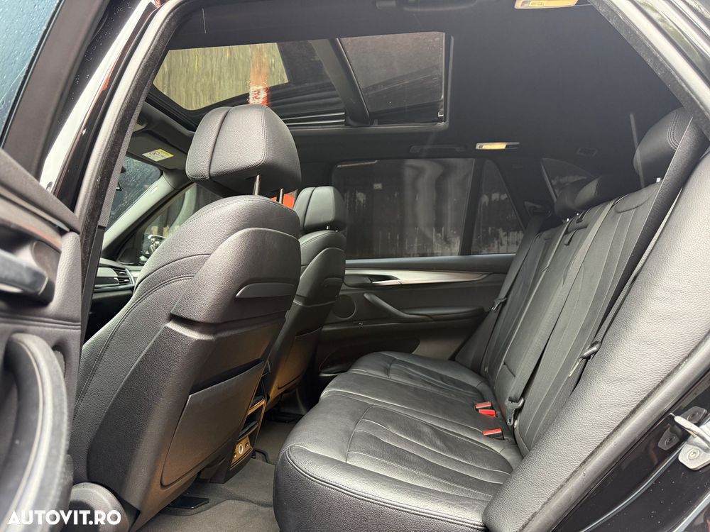 BMW X5 xDrive30d - 33
