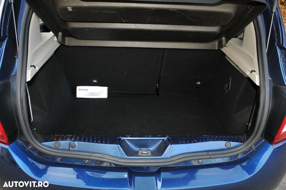 Dacia Sandero 1.2 16V 75 Celebration - 21