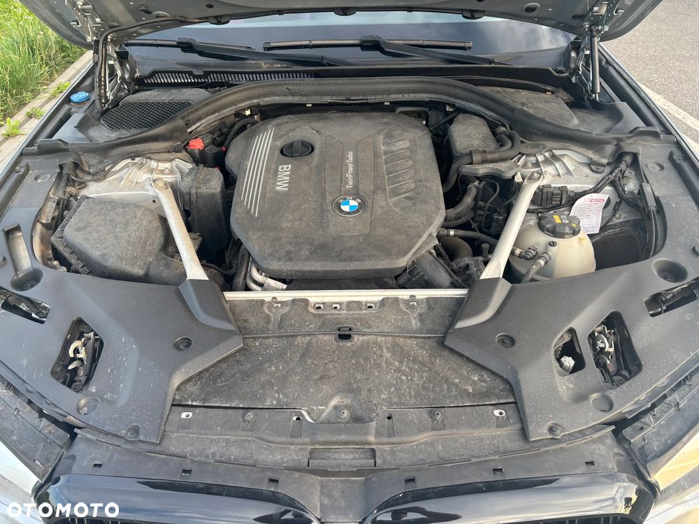 BMW Seria 5 530d xDrive - 21