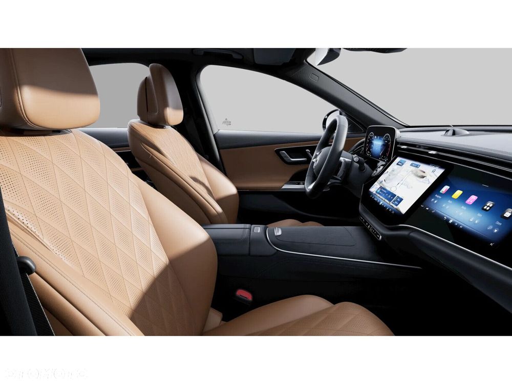 Mercedes-Benz Klasa E 200 mHEV 4-Matic AMG 9G-Tronic - 9