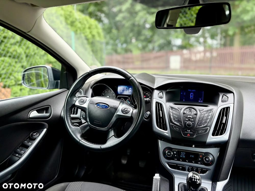 Ford Focus 1.0 EcoBoost STart-Stopp-System TITANIUM - 10