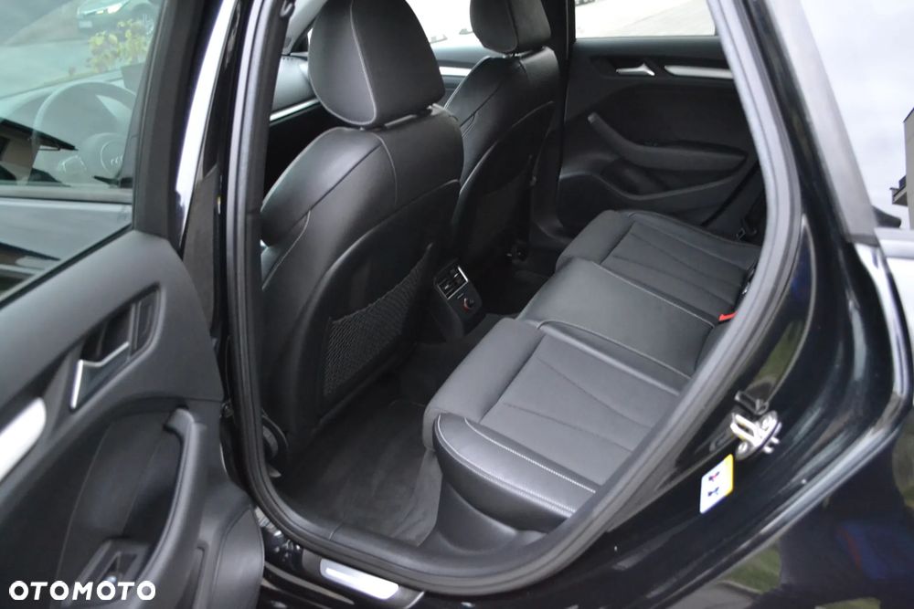 Audi A3 Sportback 1.4 TFSI S tronic S line Sportpaket - 21