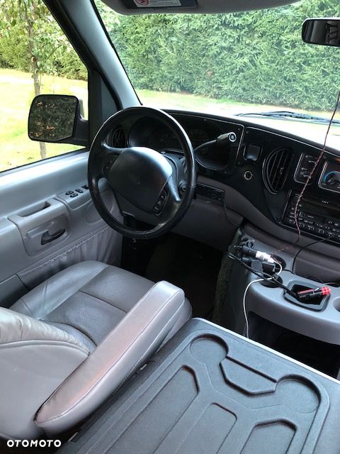 Ford Econoline - 20
