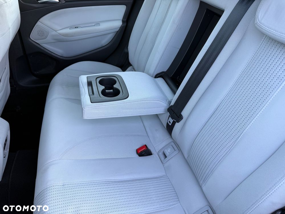 Peugeot 308 1.6 e-HDi Allure S&S - 14