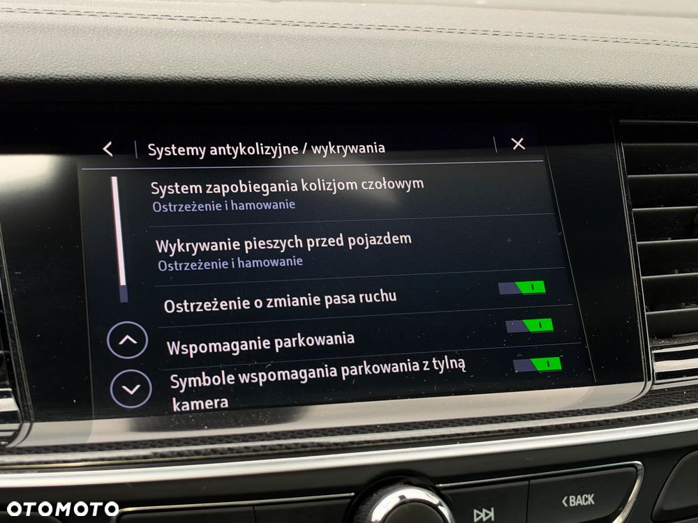 Opel Insignia 2.0 CDTI 4x4 GSi S&S - 17