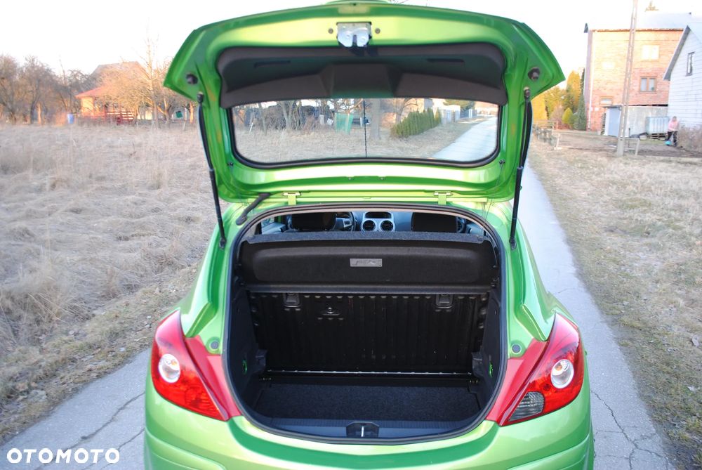 Opel Corsa 1.2 16V Color Edition - 14