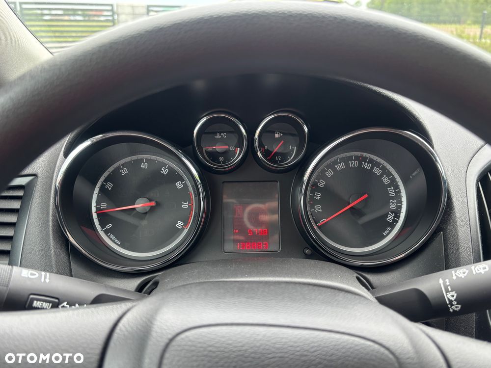 Opel Astra ver-1-4-enjoy - 6