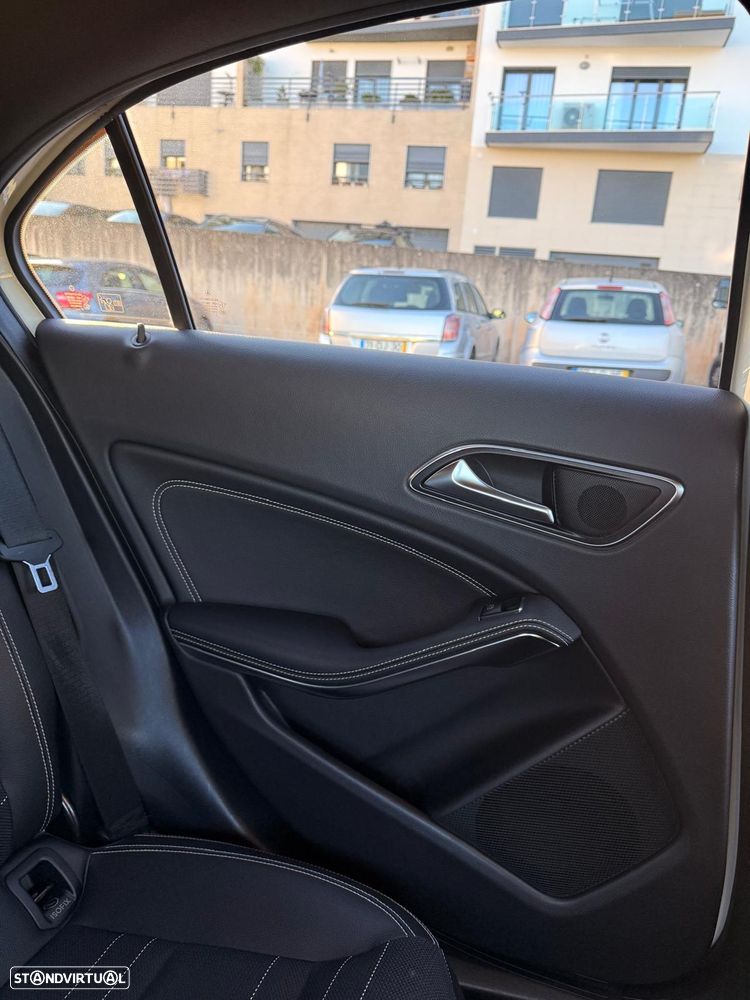 Mercedes-Benz A 180 d Urban - 21