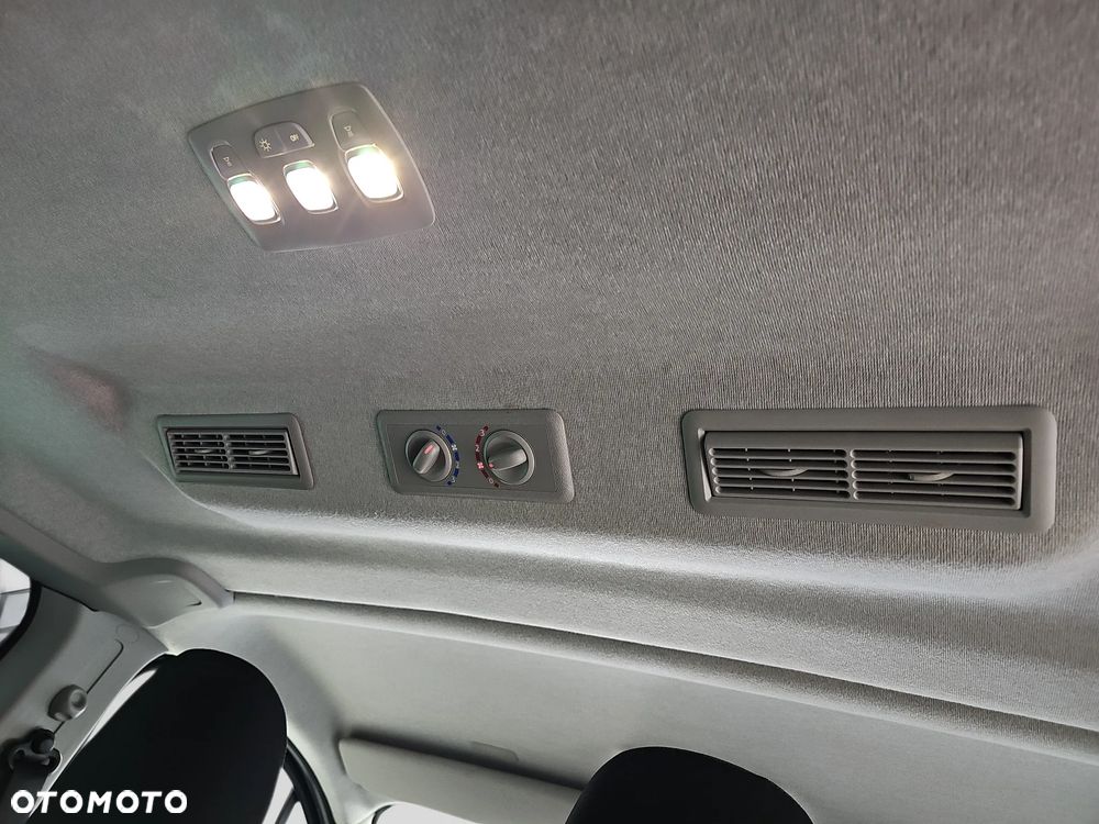 Renault Trafic Kombi 2.0 Blue dCi L2 Equilibre - 23