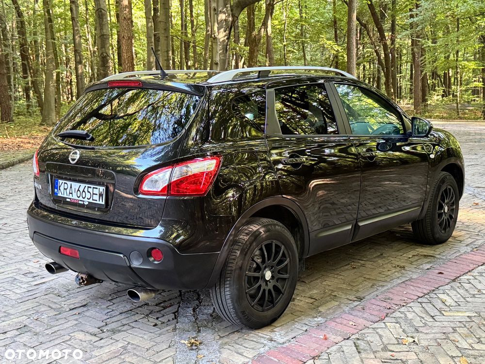 Nissan Qashqai 2.0 4x4 Tekna - 8