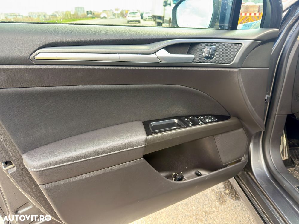 Ford Mondeo 2.0 TDCI Start-Stopp PowerShift-Aut Titanium - 12