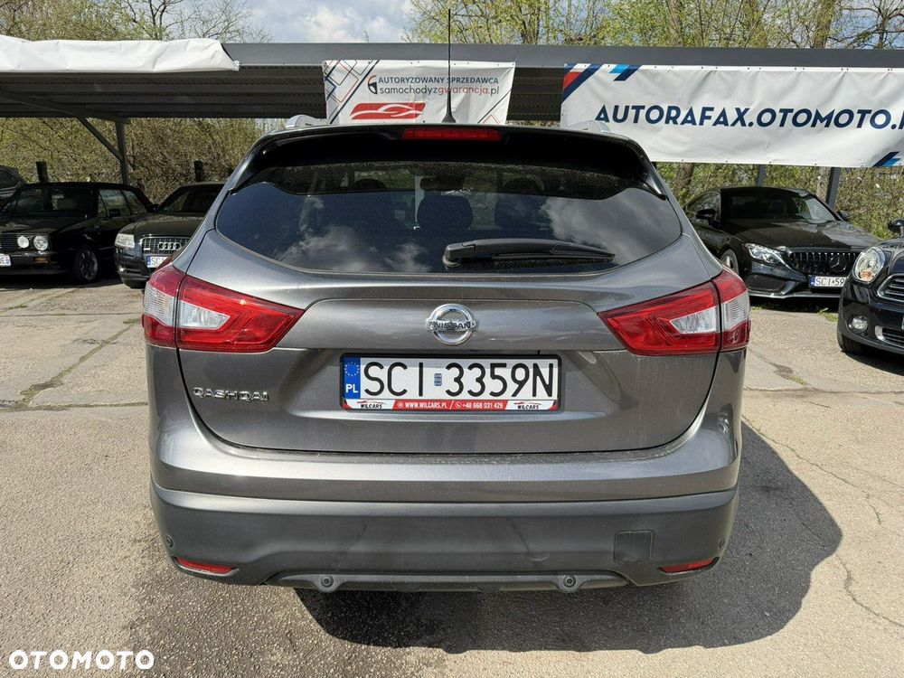 Nissan Qashqai - 10