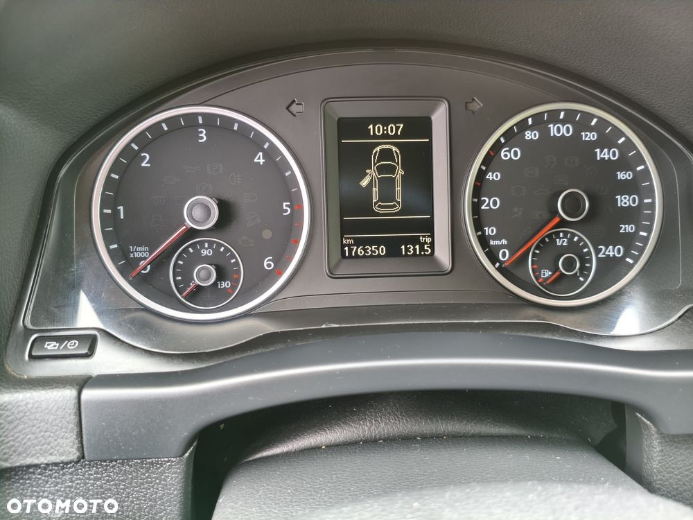 Volkswagen Tiguan 2.0 TDI Perfectline - 12