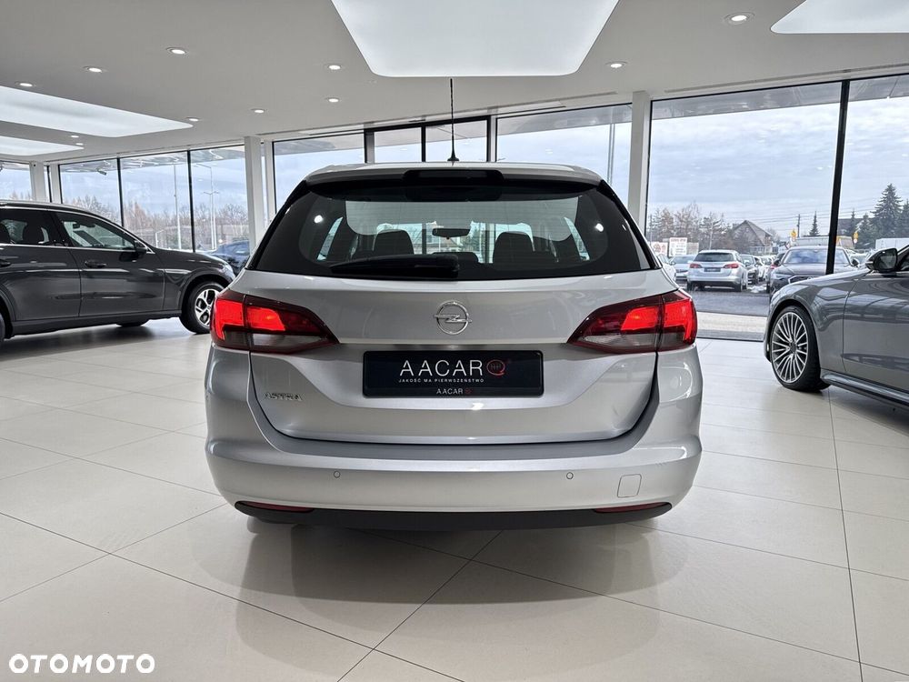 Opel Astra 1.2 T Edition S&S - 4