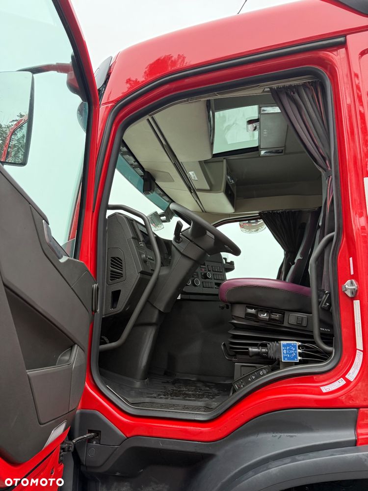 Volvo FMX 4x4 - 12