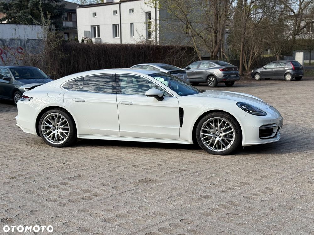 Porsche Panamera 4 - 1