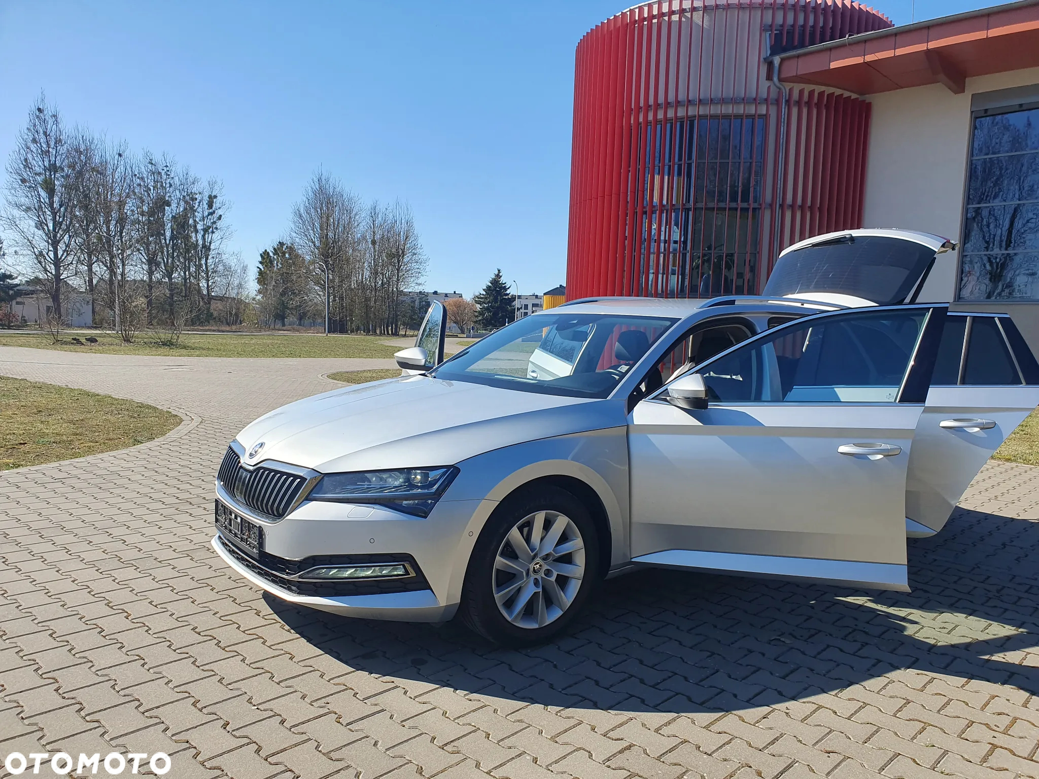 Skoda Superb 2.0 TDI DSG Style - 8