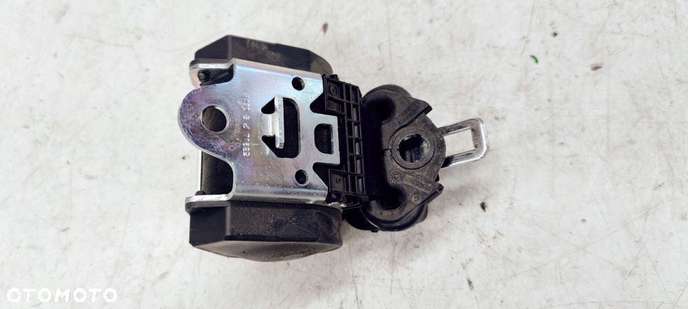 PAS BEZPIECZEŃSTWA TRZECI RZĄD AUDI Q7 4L0857811 - 2
