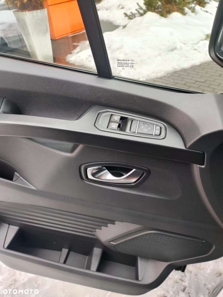 Renault Trafic - 30
