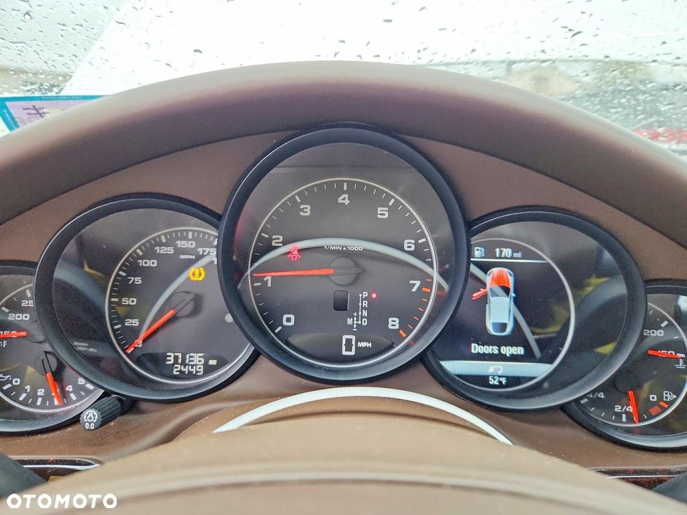 Porsche Panamera PDK - 10