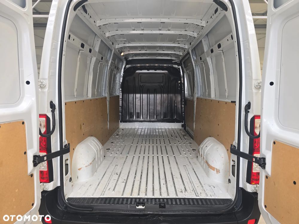 Renault master - 25