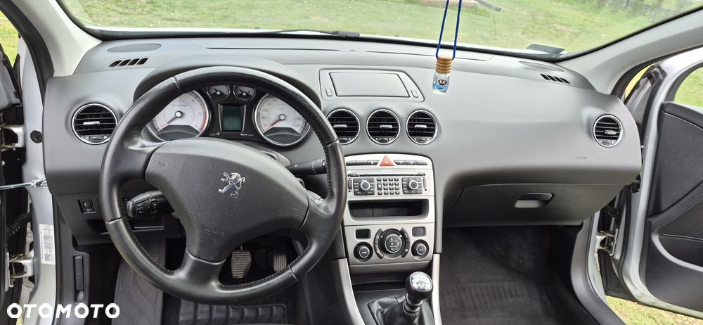 Peugeot 308 1.6 HDi Premium - 16