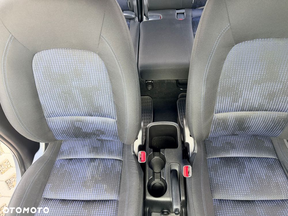 Hyundai ix20 1.4 Comfort - 22