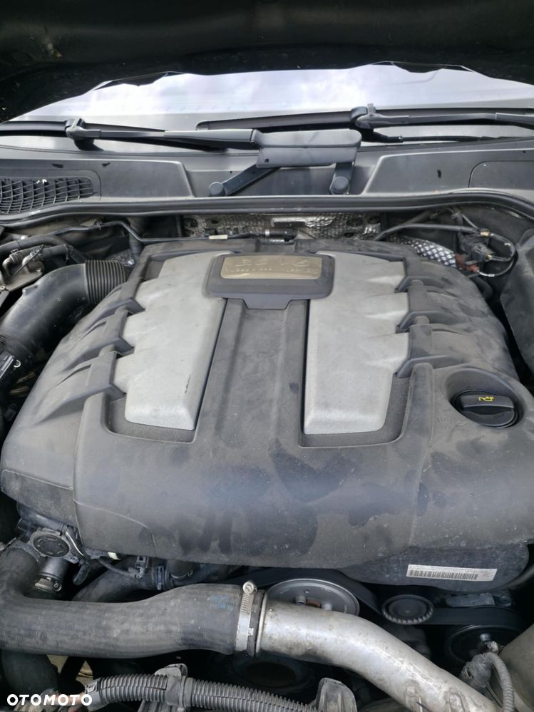 Porsche Cayenne - 27