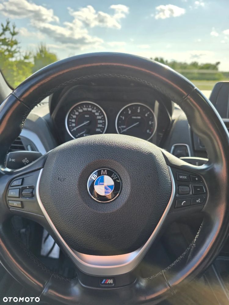 BMW Seria 1 120d - 12
