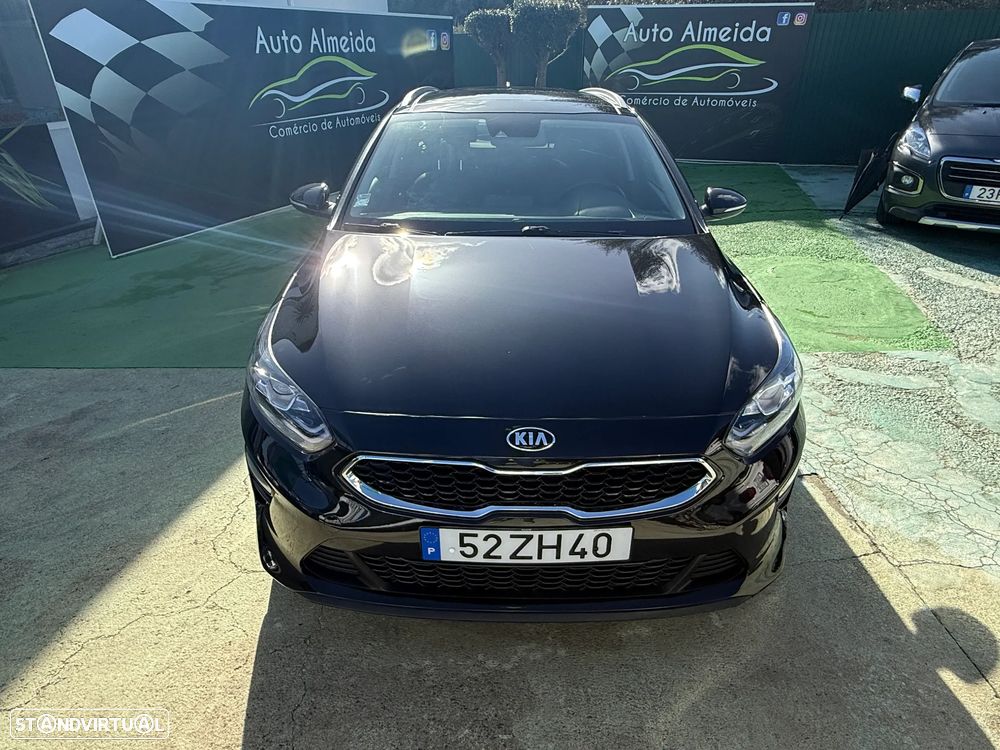 Kia Ceed SW 1.4 T-GDI DCT OPF Platinum Edition - 12