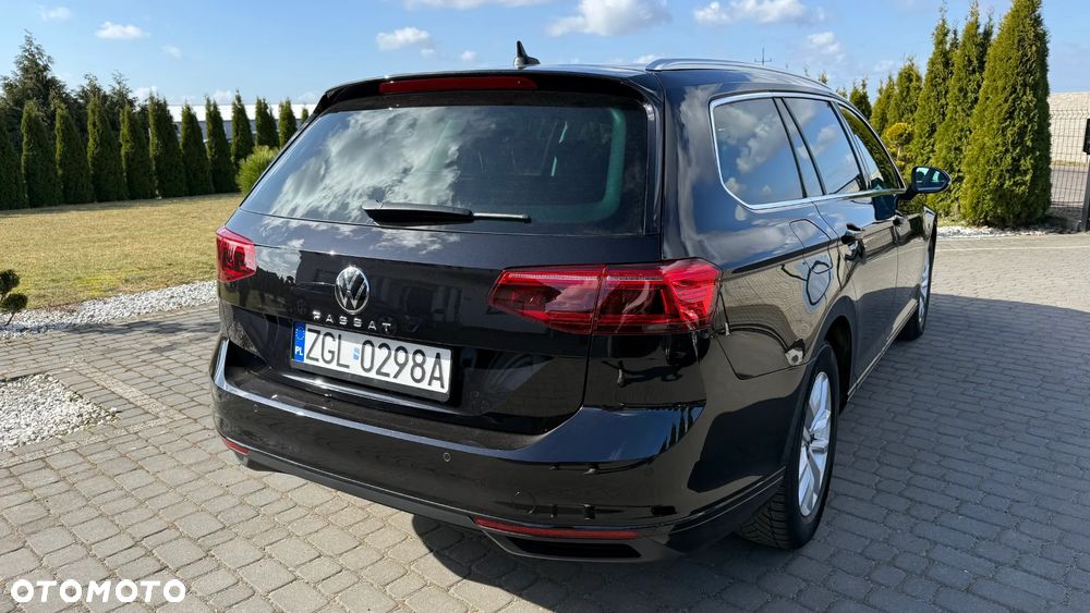 Volkswagen Passat 2.0 TDI SCR DSG Business - 10