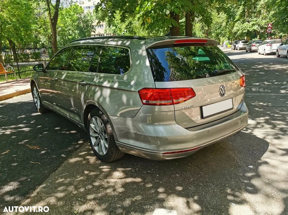 Volkswagen Passat 1.6 TDI (BlueMotion Technology) DSG Comfortline - 2