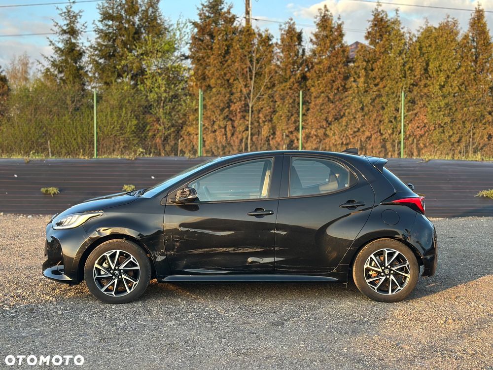 Toyota Yaris - 12