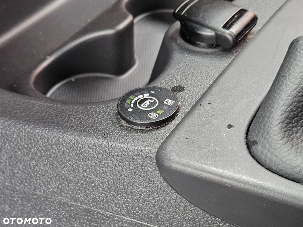 Dacia Dokker 1.6 SCe Stepway - 18