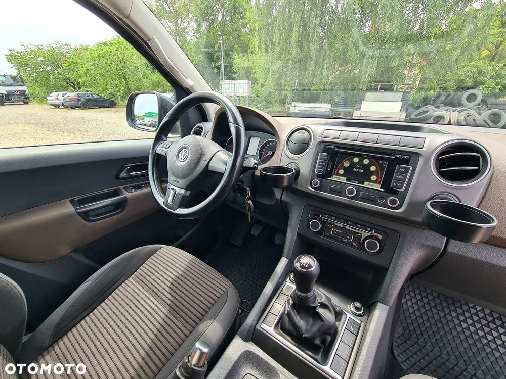 Volkswagen Amarok - 23
