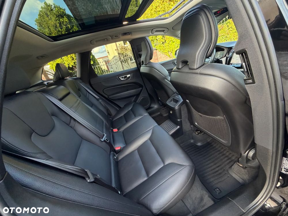 Volvo XC 60 T8 AWD Plug-In Hybrid Inscription - 31