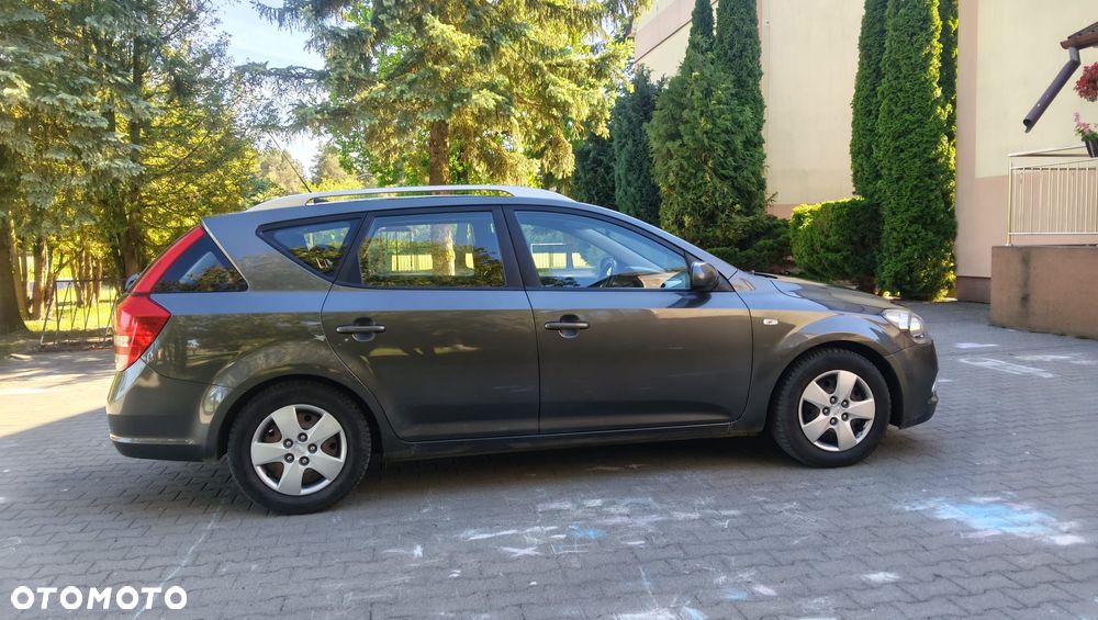 Kia Ceed 1.6 Crdi Comfort - 2